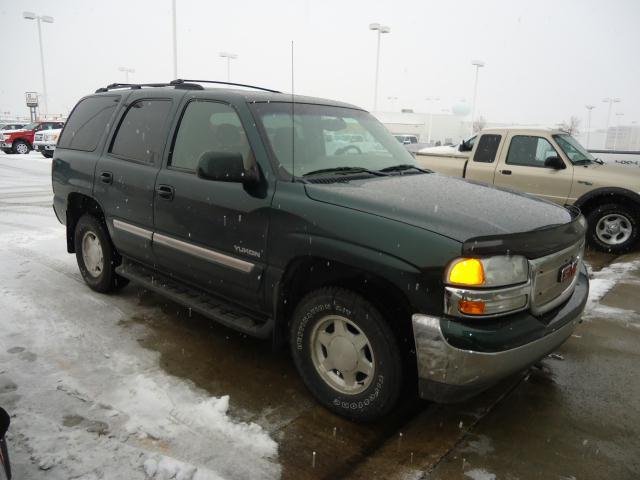 Photo of 2003 GMC Yukon