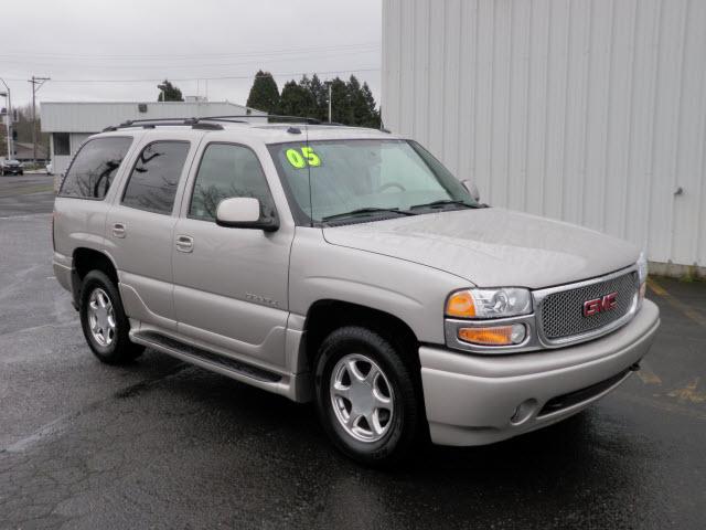 Photo of 2005 GMC Yukon