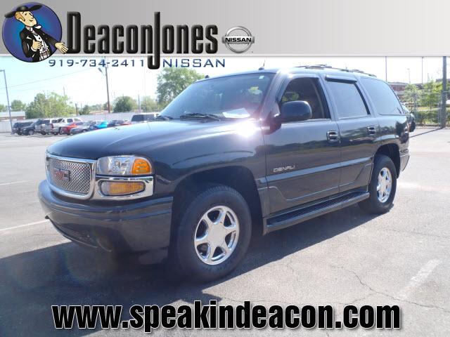 Photo of 2004 GMC Yukon