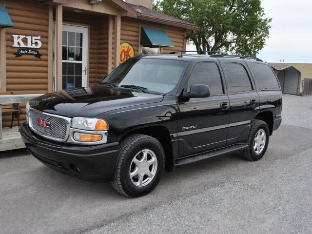 Photo of 2003 GMC Yukon