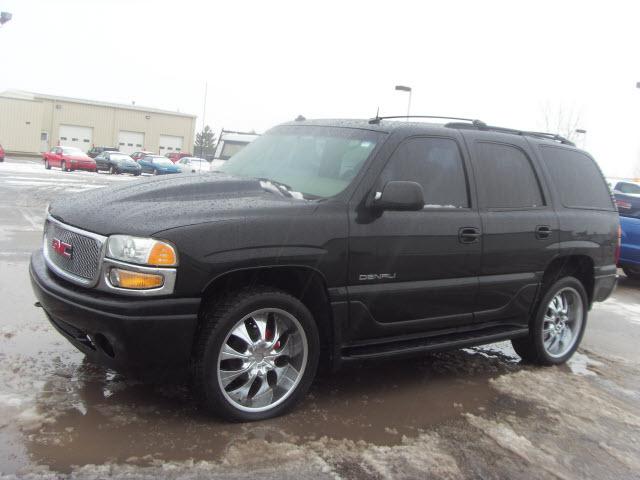 Photo of 2003 GMC Yukon