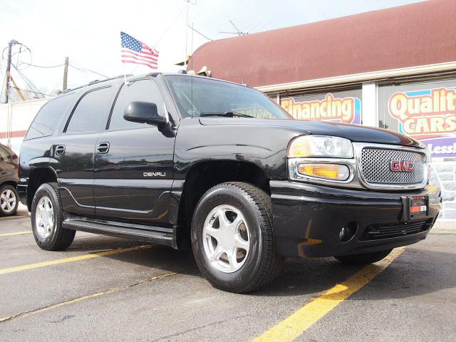 Photo of 2005 GMC Yukon