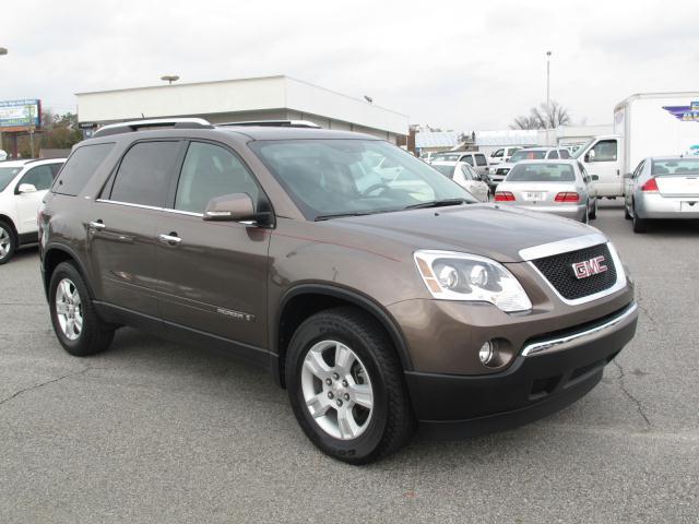 Photo of 2008 GMC Acadia