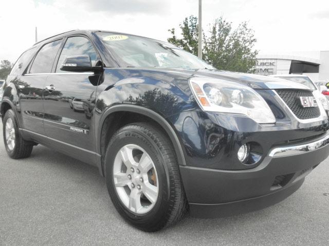 Photo of 2007 GMC Acadia