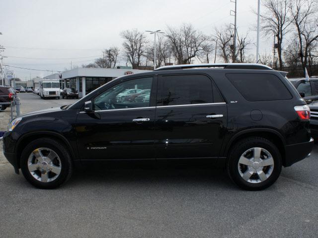 Photo of 2008 GMC Acadia