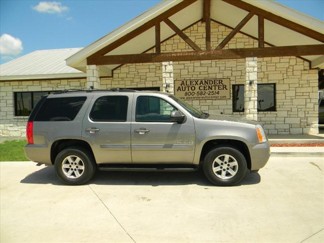 Photo of 2008 GMC Yukon