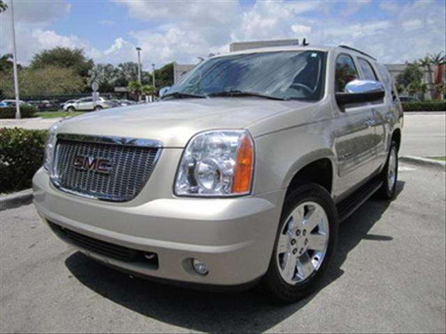Photo of 2008 GMC Yukon