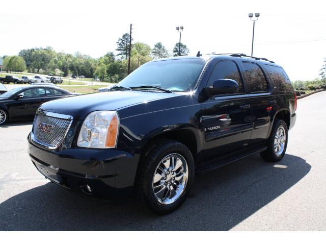 Photo of 2007 GMC Yukon