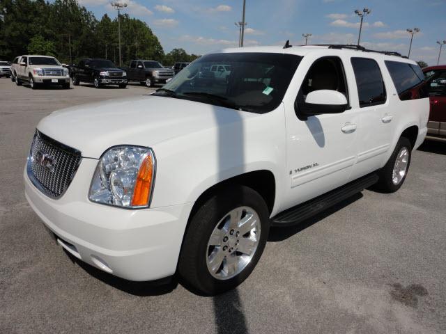 Photo of 2009 GMC Yukon XL