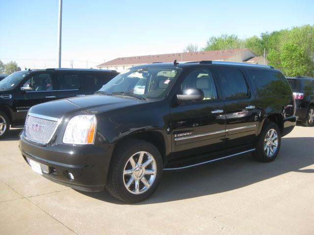 Photo of 2009 GMC Yukon XL