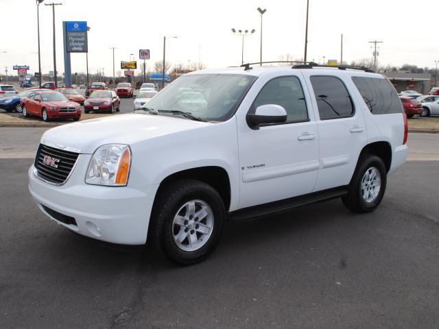 Photo of 2007 GMC Yukon