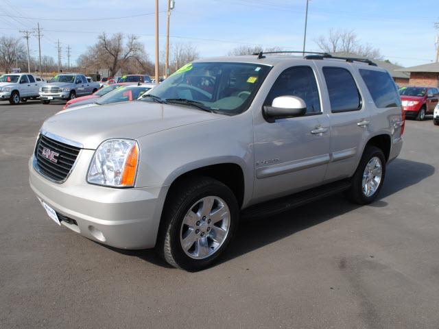 Photo of 2008 GMC Yukon
