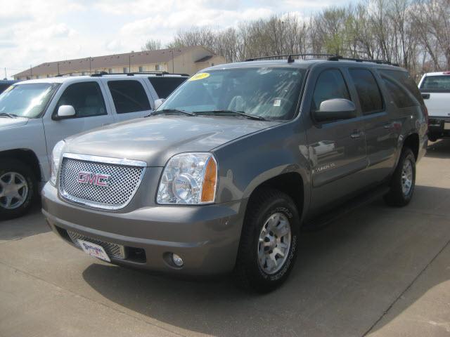 Photo of 2007 GMC Yukon XL