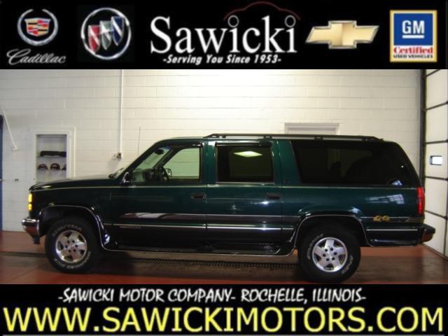 Photo of 1999 GMC Suburban