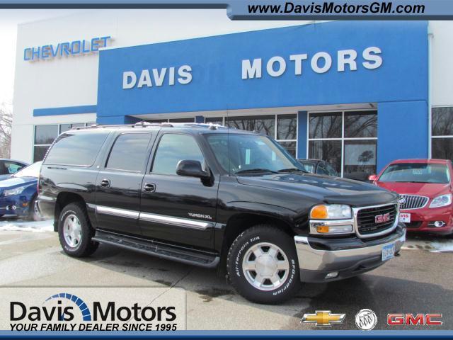 Photo of 2004 GMC Yukon XL