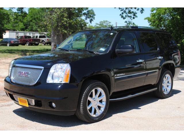 Photo of 2008 GMC Yukon