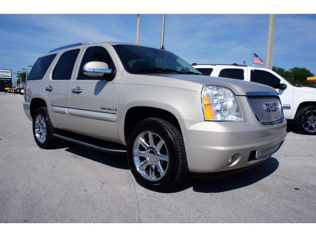 Photo of 2007 GMC Yukon