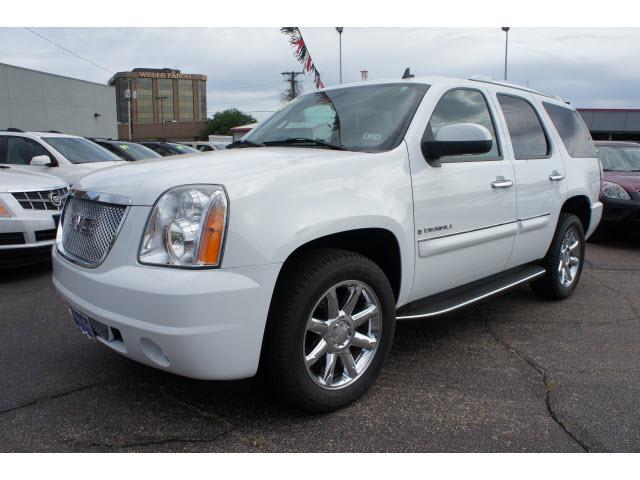 Photo of 2007 GMC Yukon