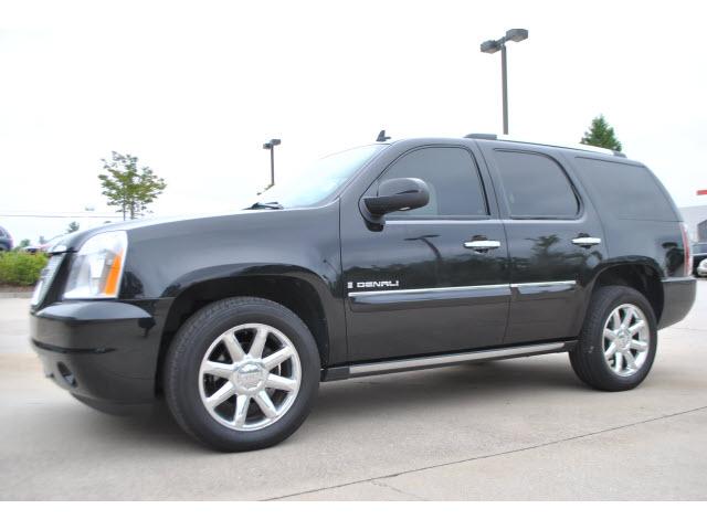 Photo of 2008 GMC Yukon