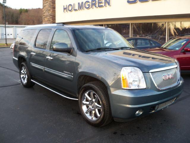 Photo of 2008 GMC Yukon XL