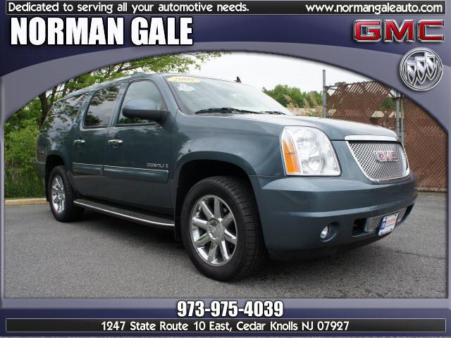 Photo of 2008 GMC Yukon XL