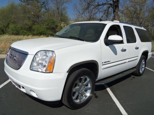 Photo of 2007 GMC Yukon XL