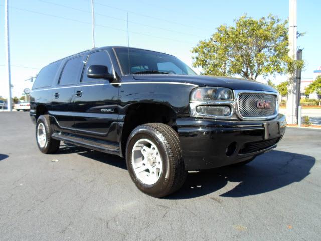 Photo of 2002 GMC Yukon XL