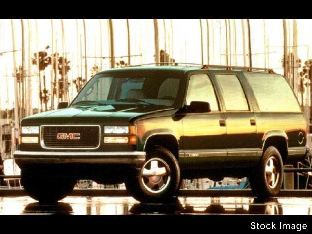 Photo of 1997 GMC Suburban
