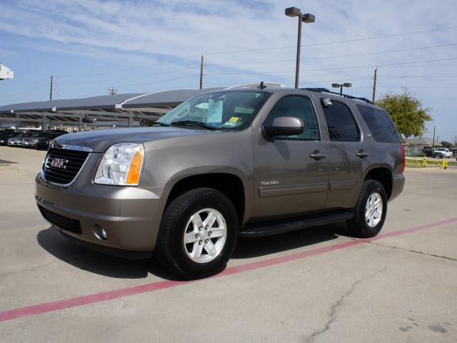 Photo of 2012 GMC Yukon