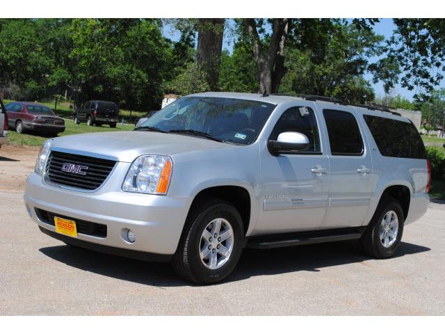 Photo of 2012 GMC Yukon XL