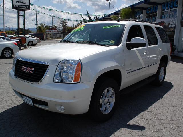 Photo of 2011 GMC Yukon