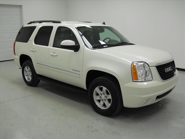 Photo of 2011 GMC Yukon