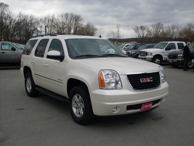 Photo of 2011 GMC Yukon