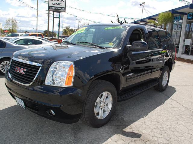 Photo of 2012 GMC Yukon