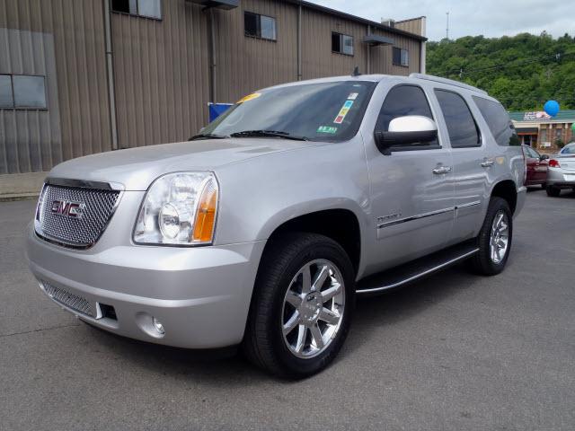 Photo of 2011 GMC Yukon