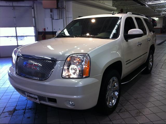Photo of 2012 GMC Yukon