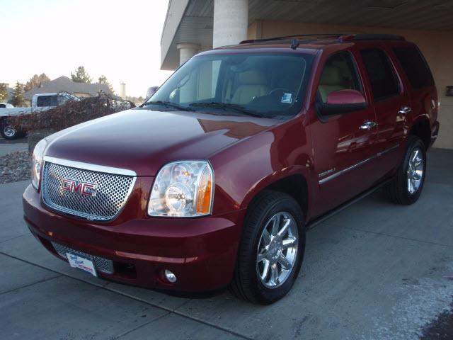 Photo of 2011 GMC Yukon