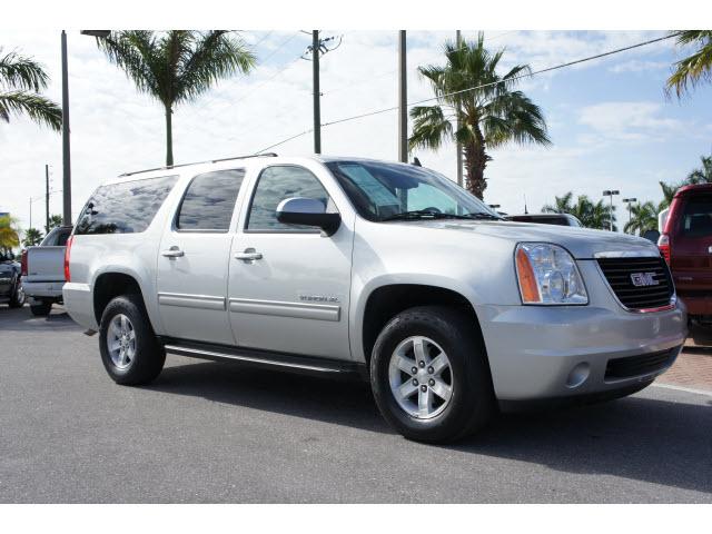 Photo of 2011 GMC Yukon XL