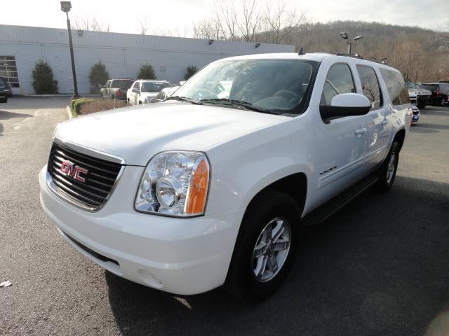 Photo of 2011 GMC Yukon XL