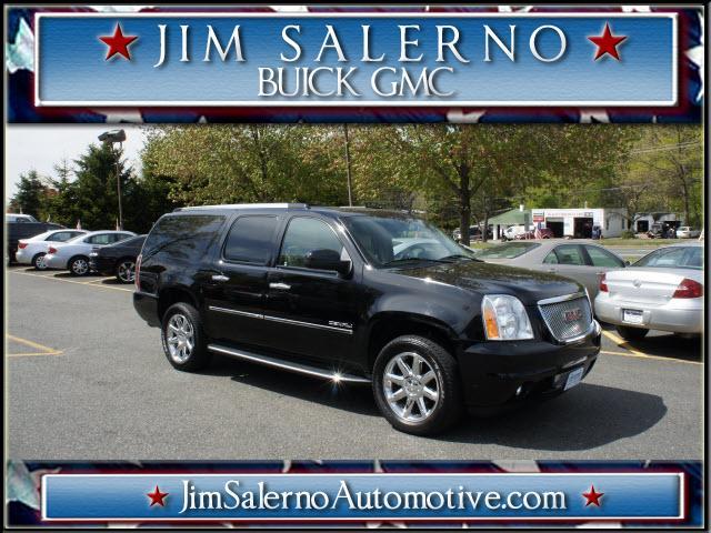 Photo of 2011 GMC Yukon XL