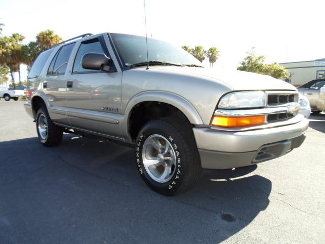 Photo of 2002 Chevrolet Blazer