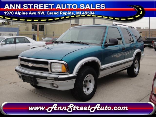 Photo of 1995 Chevrolet Blazer