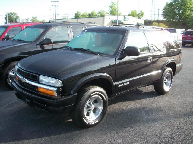 Photo of 2002 Chevrolet Blazer
