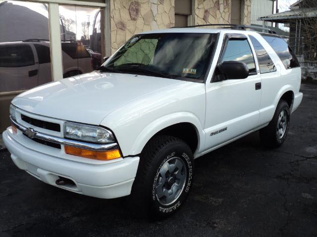 Photo of 2003 Chevrolet Blazer