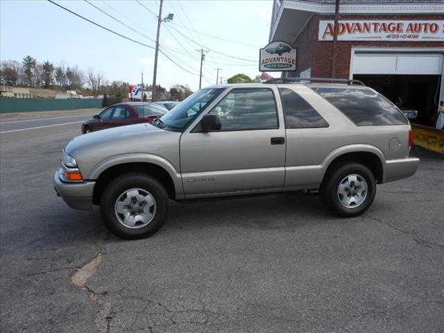 Photo of 2004 Chevrolet Blazer