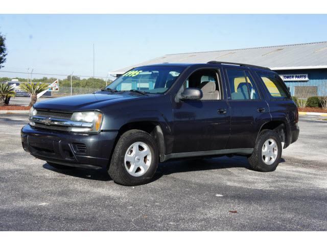 Photo of 2003 Chevrolet TrailBlazer