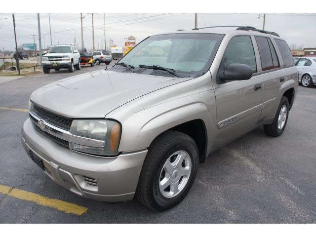 Photo of 2002 Chevrolet TrailBlazer