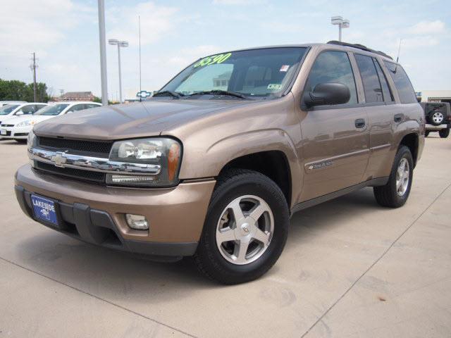 Photo of 2003 Chevrolet TrailBlazer