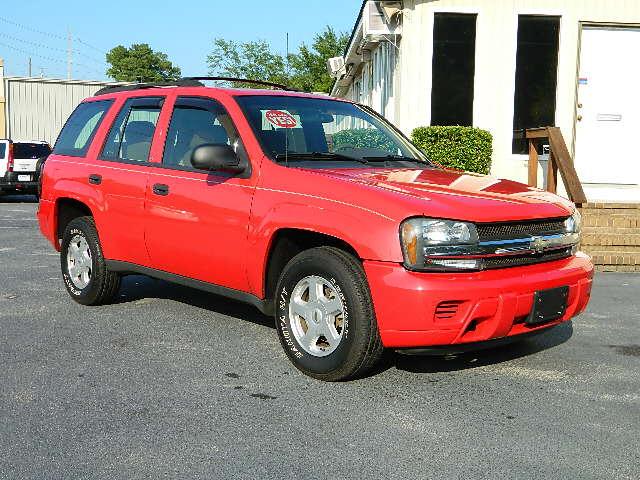Photo of 2002 Chevrolet TrailBlazer