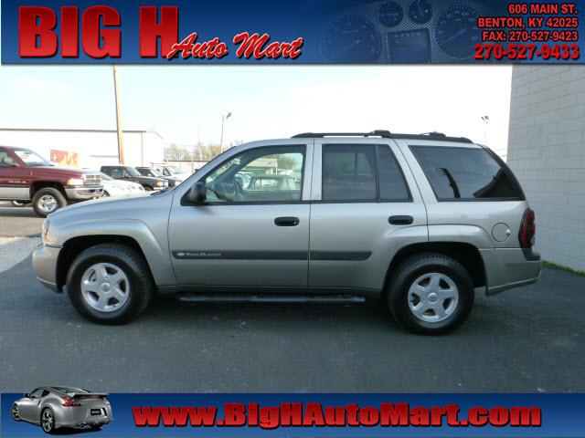 Photo of 2003 Chevrolet TrailBlazer
